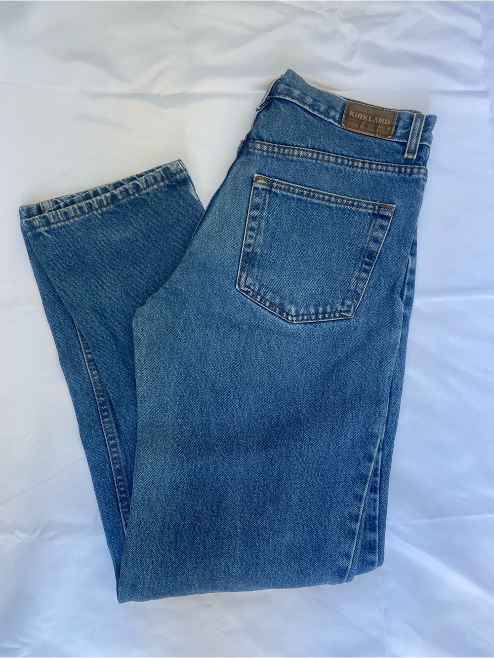 Kirkland Signature Men's Medium Blue Straight-Leg Jeans